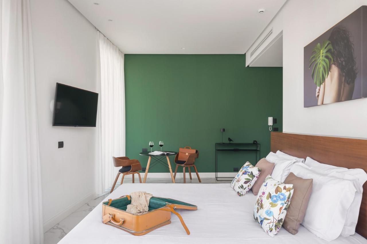 Palazzo Sovrana Serviced Luxury Apartments Палермо Екстериор снимка