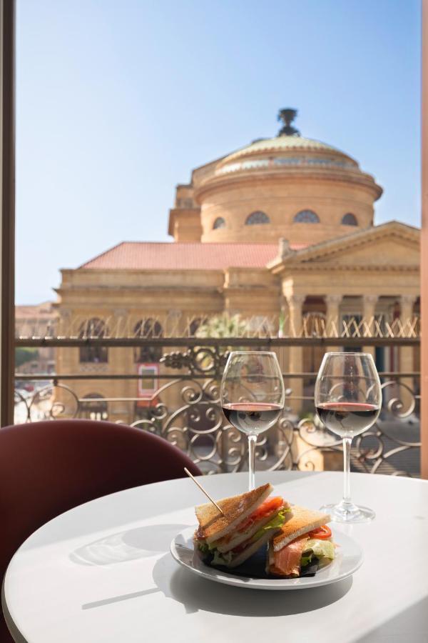 Palazzo Sovrana Serviced Luxury Apartments Палермо Екстериор снимка